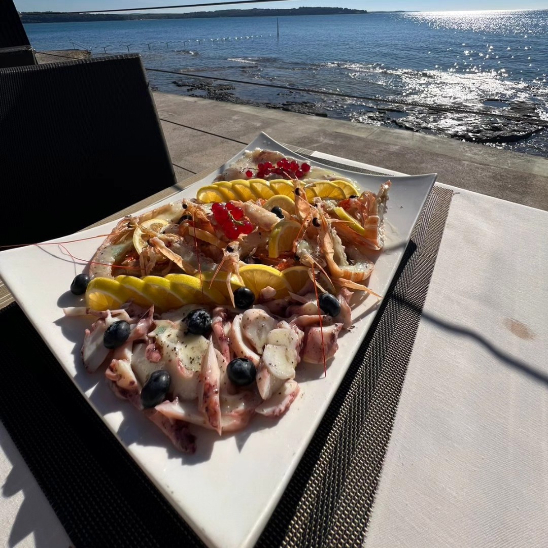 Morska plata s pogledom na Jadran